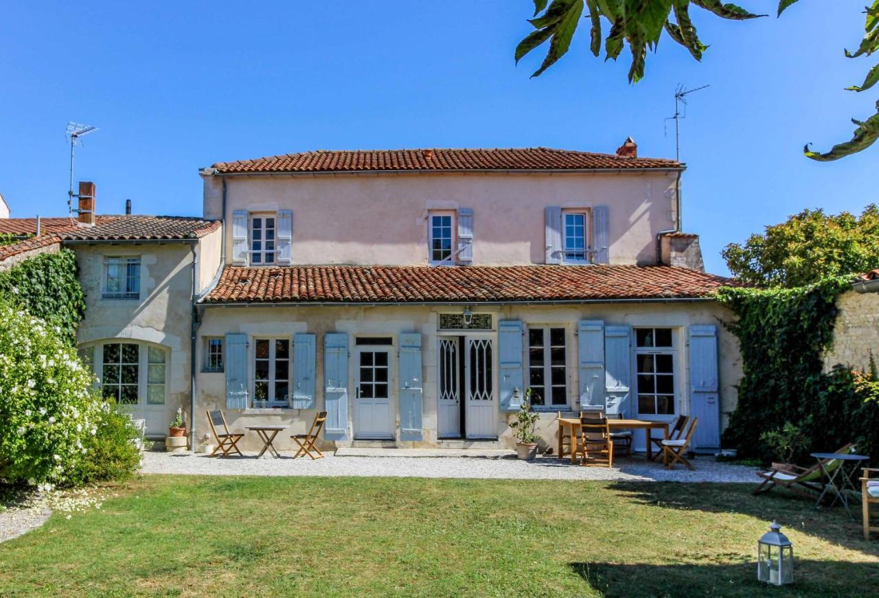 Bed and Breakfast La Madeleine La Jarrie Exterior foto